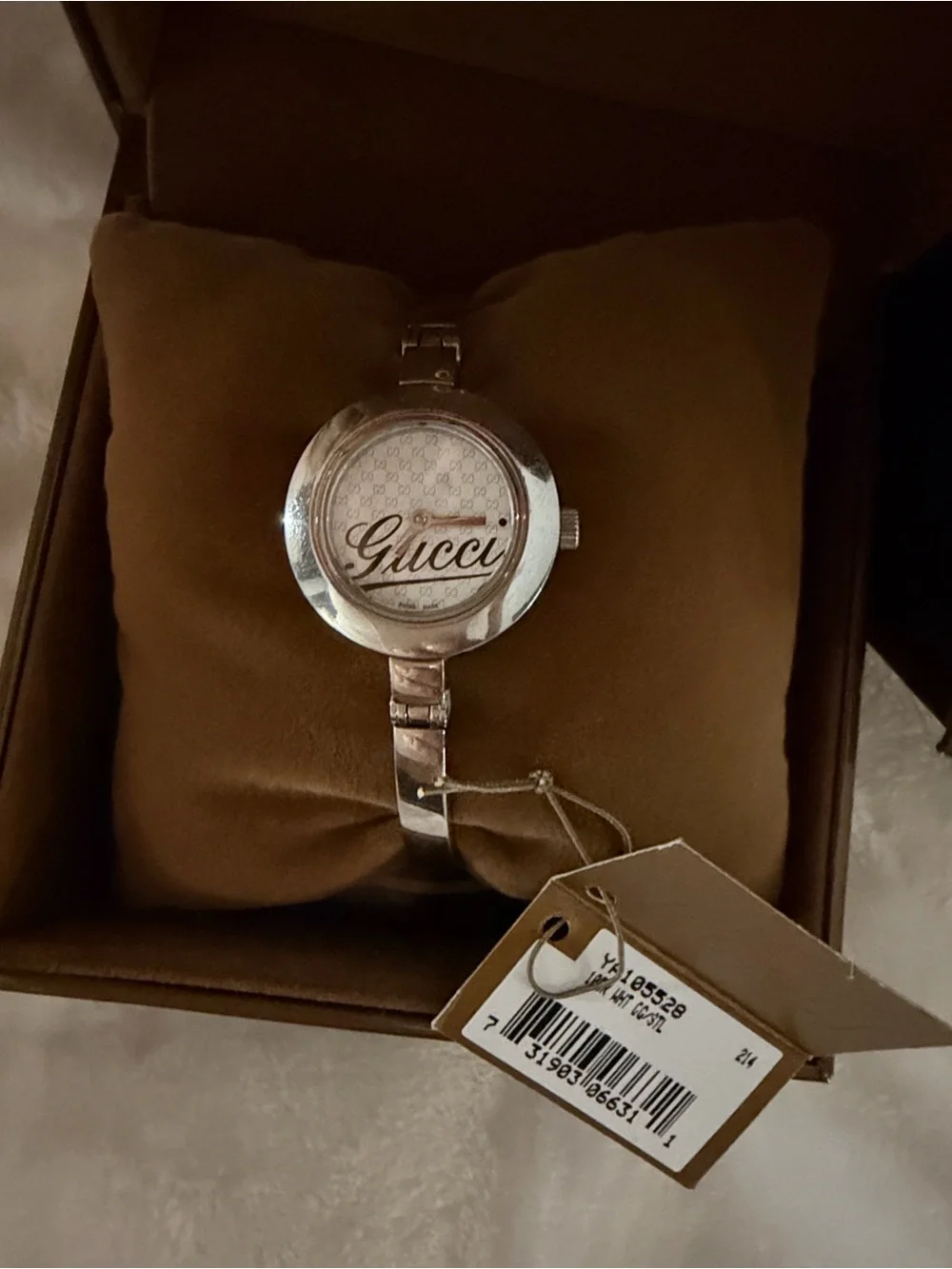 GUCCI YA105528 105 Series Swiss Quartz Bangle Watch Complete Set Box Papers